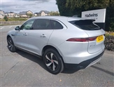 Jaguar F-Pace Image 2