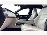 Jaguar F-Pace Image 4