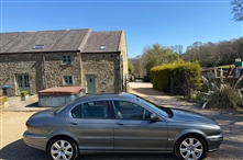 Jaguar X-Type