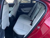 Jaguar XE Image 4