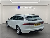 Jaguar XF Image 2