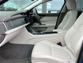 Jaguar XF Image 3