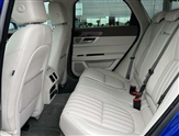 Jaguar XF Image 4