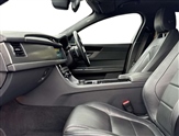 Jaguar XF Image 3