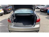 Jaguar XF Image 4