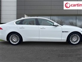 Jaguar XF Image 2
