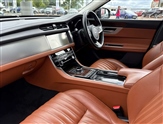 Jaguar XF Image 6