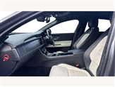 Jaguar XF Image 3