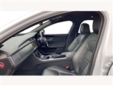 Jaguar XF Image 3