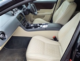 Jaguar XJ Series Image 4