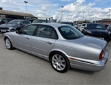 Jaguar XJ Series Image 4