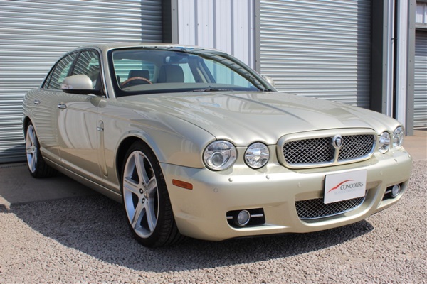Large image for the Used Jaguar XJ Series