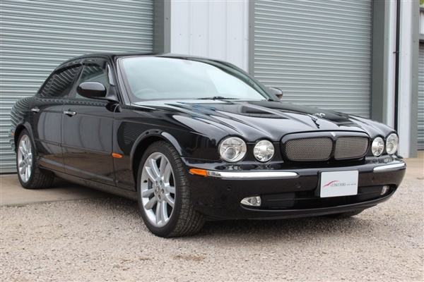 Large image for the Used Jaguar Xjr