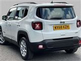 Jeep Renegade Image 2