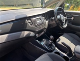 Kia Carens Image 4