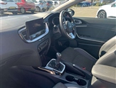 Kia Ceed Image 2
