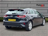 Kia Ceed Image 4