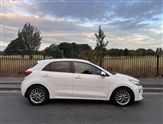 Kia Rio Image 5