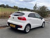 Kia Rio Image 6