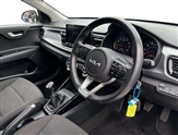 Kia Rio Image 6