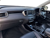 Kia Sorento Image 2