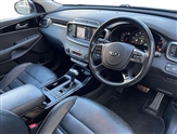 Kia Sorento Image 6