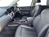 Kia Sorento Image 2