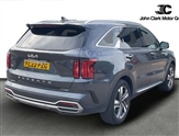 Kia Sorento Image 2