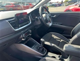 Kia Stonic Image 2