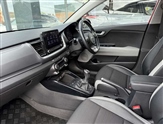 Kia Stonic Image 2