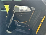 Lamborghini Urus Image 6