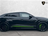 Lamborghini Urus Image 2