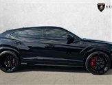 Lamborghini Urus Image 2