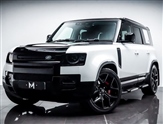 Land Rover Defender Image 5