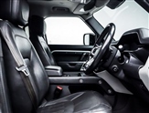 Land Rover Defender Image 6
