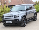 Land Rover Defender Image 5