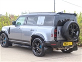Land Rover Defender Image 6
