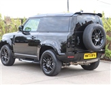 Land Rover Defender Image 6