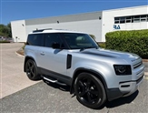 Land Rover Defender Image 2