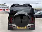 Land Rover Defender Image 6