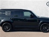 Land Rover Defender Image 5