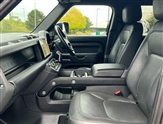 Land Rover Defender Image 3