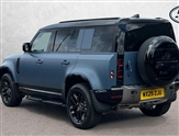 Land Rover Defender Image 2