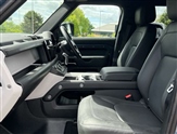 Land Rover Defender Image 3
