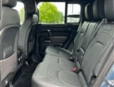 Land Rover Defender Image 4