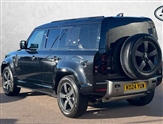 Land Rover Defender Image 2