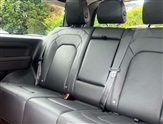 Land Rover Defender Image 4
