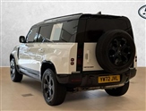 Land Rover Defender Image 2