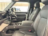 Land Rover Defender Image 3