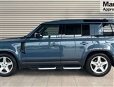 Land Rover Defender Image 6